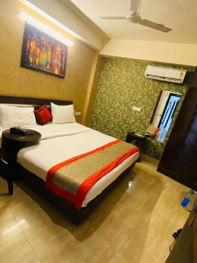 Hotel Ark Suites At Delhi Airport Nova Deli Exterior foto