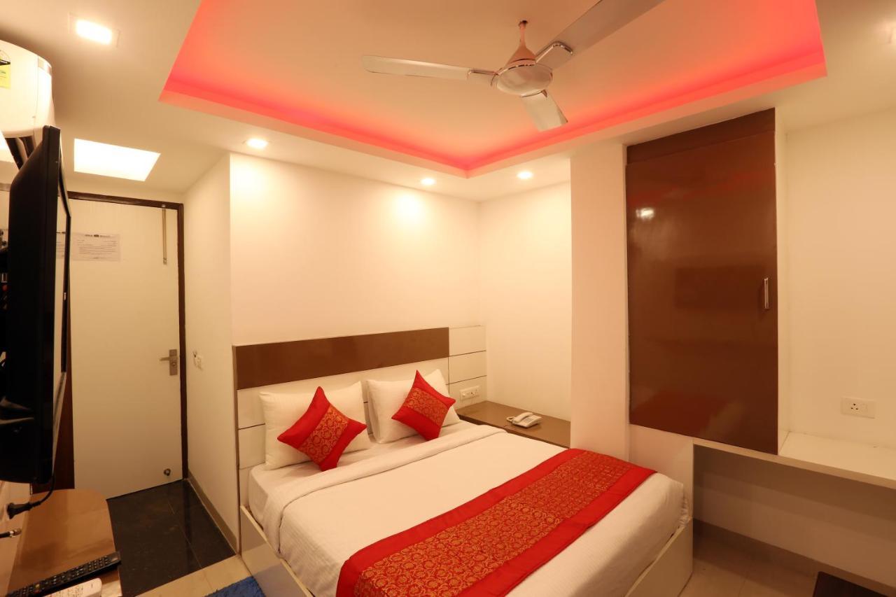 Hotel Ark Suites At Delhi Airport Nova Deli Exterior foto